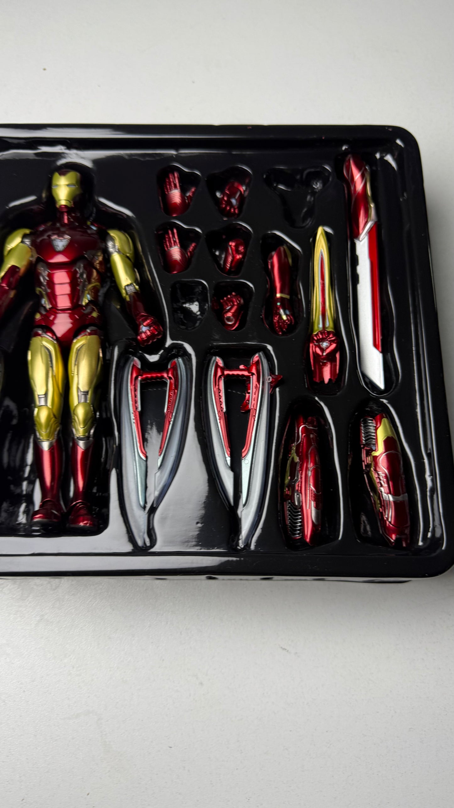 مجسم Ironman متحرك