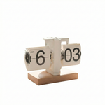 ساعة مكتبية ذكية