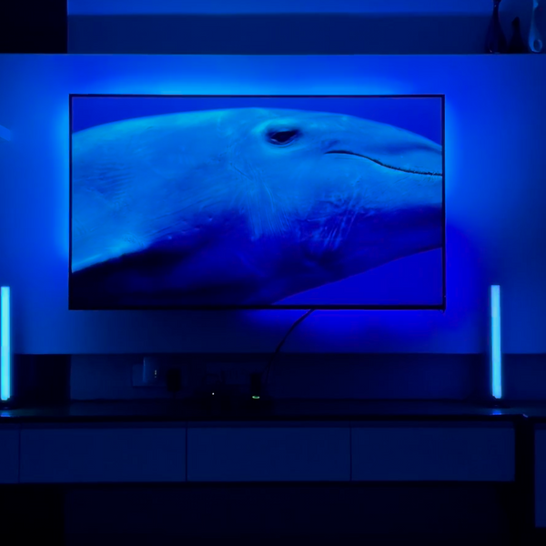 HDMI LIGHTING BOX KIT   مع التلفاز التفاعلية